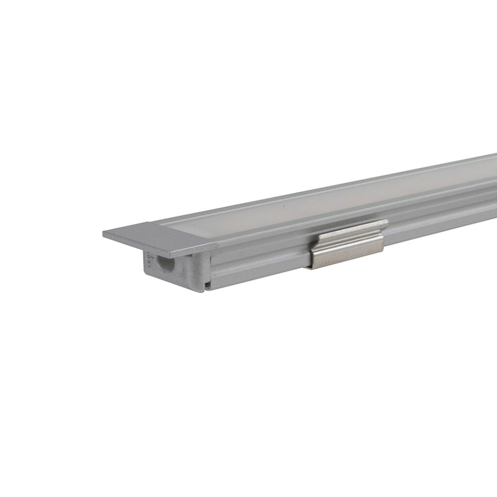 Detailaufnahme des eleganten, silbernen Lichtsystems ld8124, das eine moderne Beleuchtungslösung bietet.