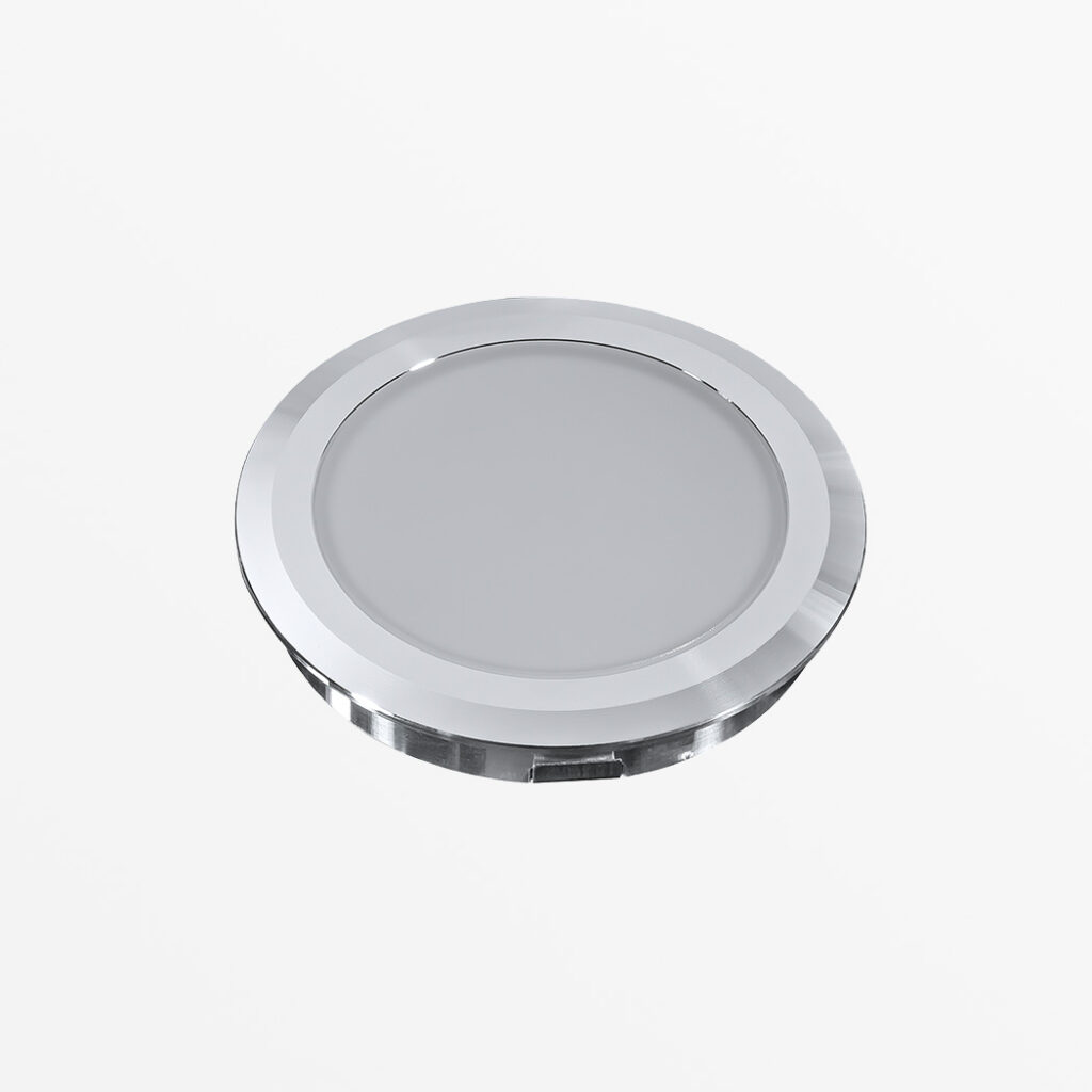 Elegante LED-Einbauleuchte in Silber, ideal für stilvolle Wohn- und Küchenbeleuchtung